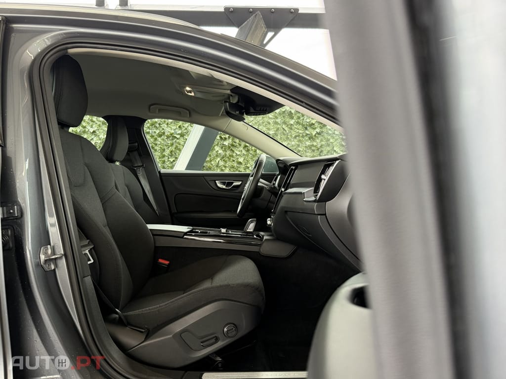 Volvo V60 2.0 T6 AWD TE Inscription Expression