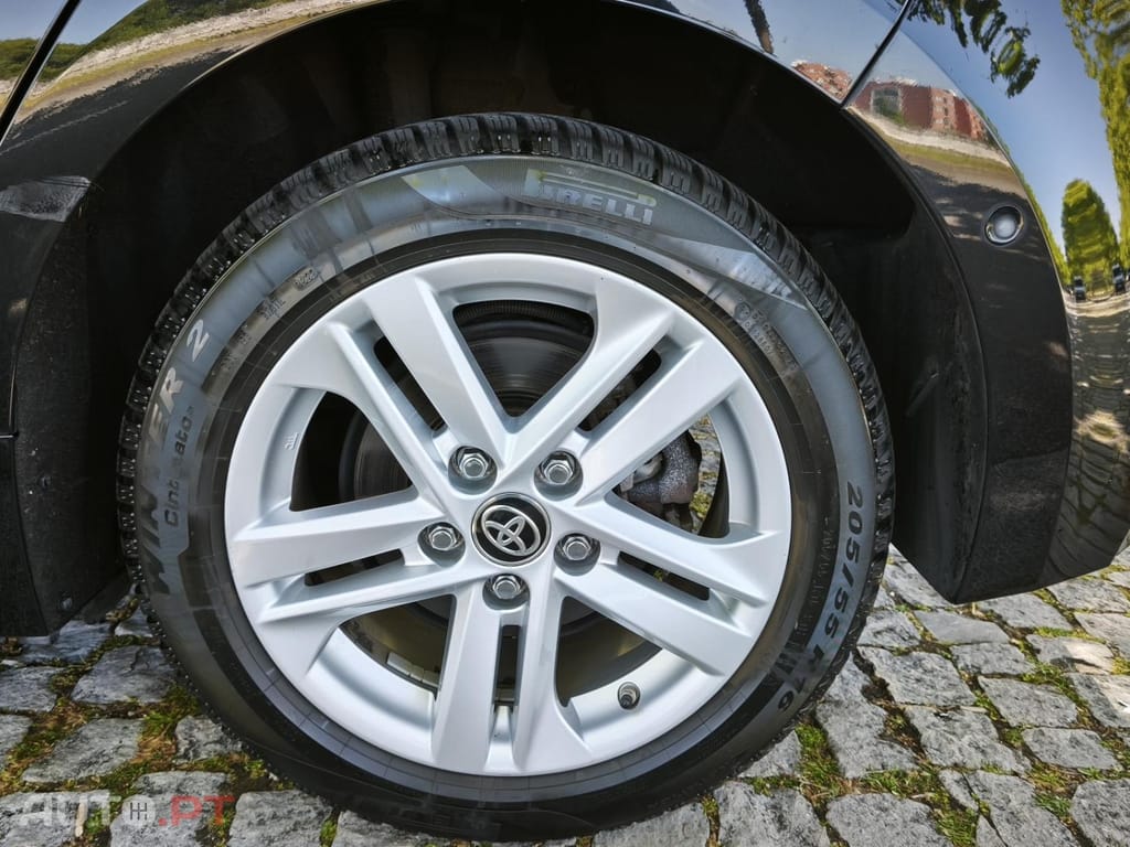 Toyota Corolla 1.8 Hybrid Comfort+P.Sport