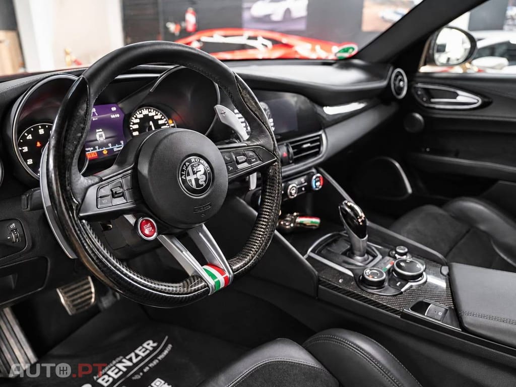 Alfa Romeo Giulia 2.9 Bi-Turbo Quadrifoglio AT8