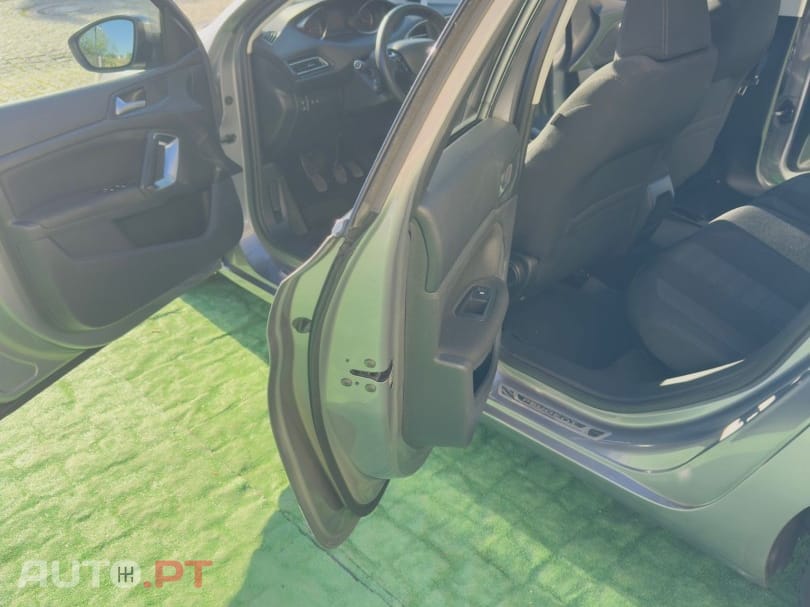 Peugeot 308 SW 1.6 BlueHDi Allure