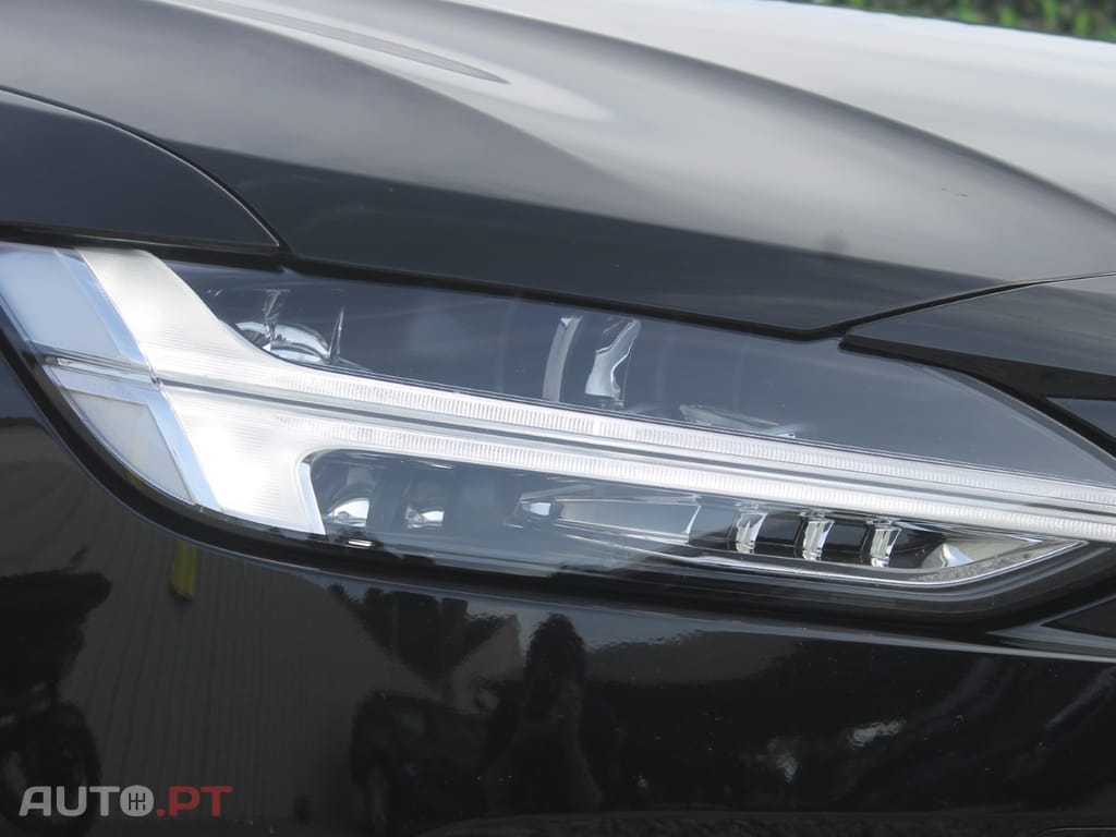 Volvo V90 2.0 T6 PHEV Inscription Expression AWD