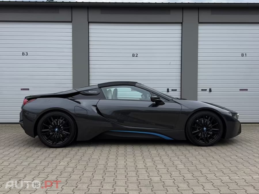 BMW i8 Roadster First Edition