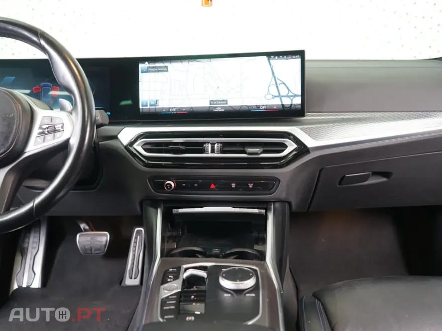 BMW 330 e iPerformance Sport Line