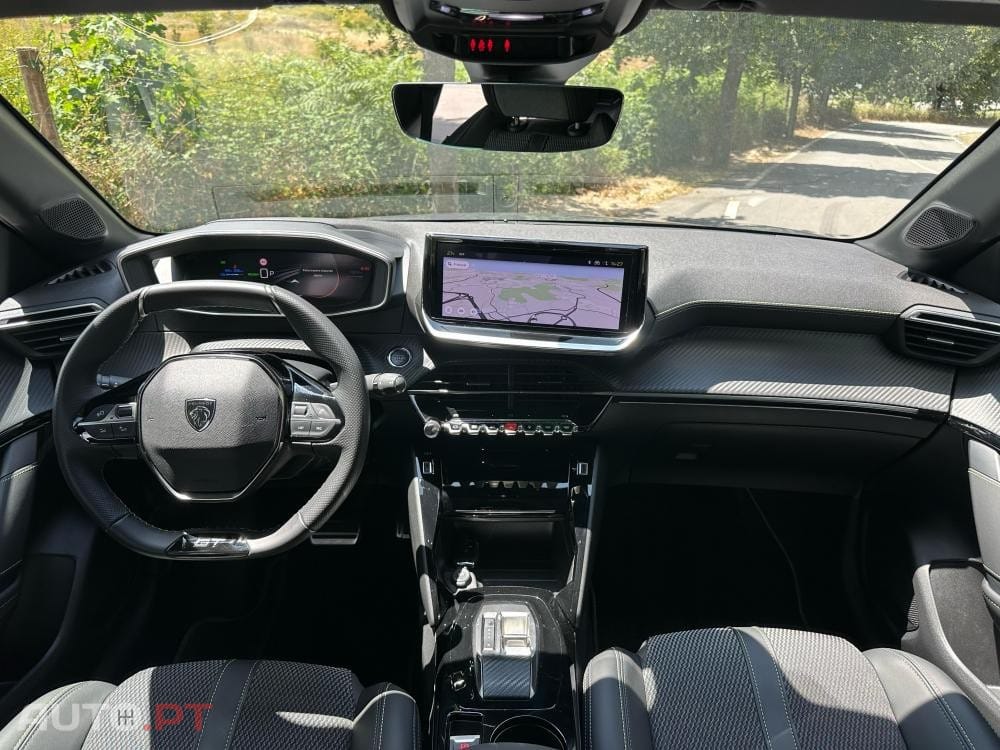 Peugeot E-208 50 kWh GT Pack