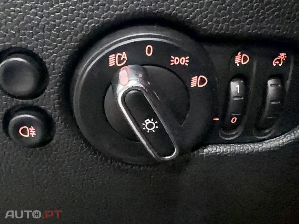 MINI Cooper Cooper SE Premium Essential