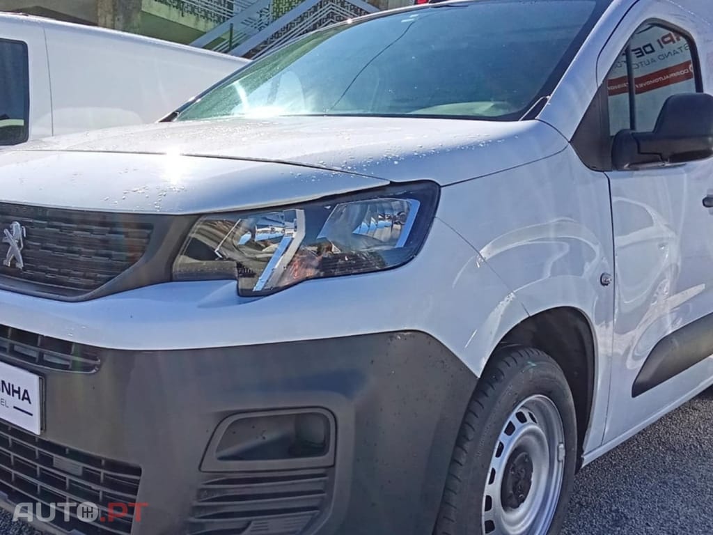 Peugeot Partner 1.5 BlueHDi Asphalt Standard