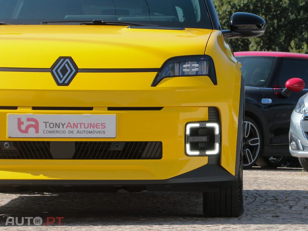 Renault 5 E-Tech 52 kWh 150cv