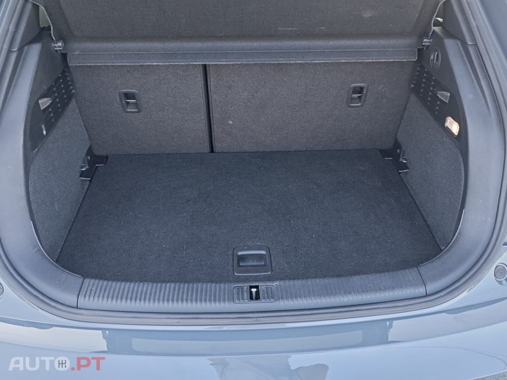 Audi A1 1.0 TFSI ultra — fotografia 12