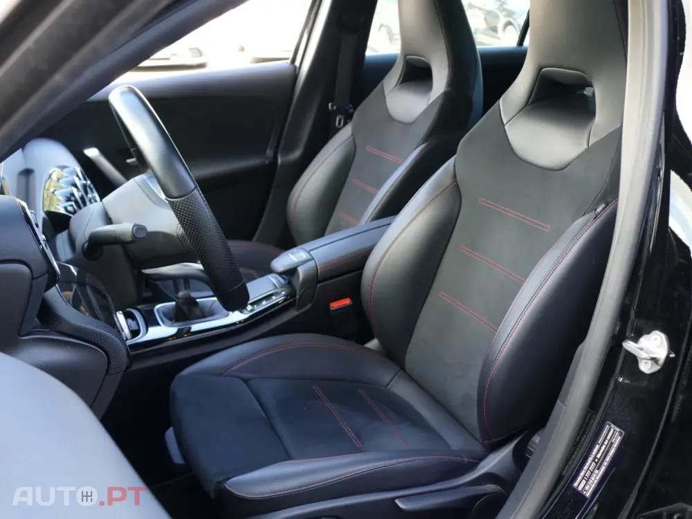 Mercedes-Benz A 180 d AMG Line