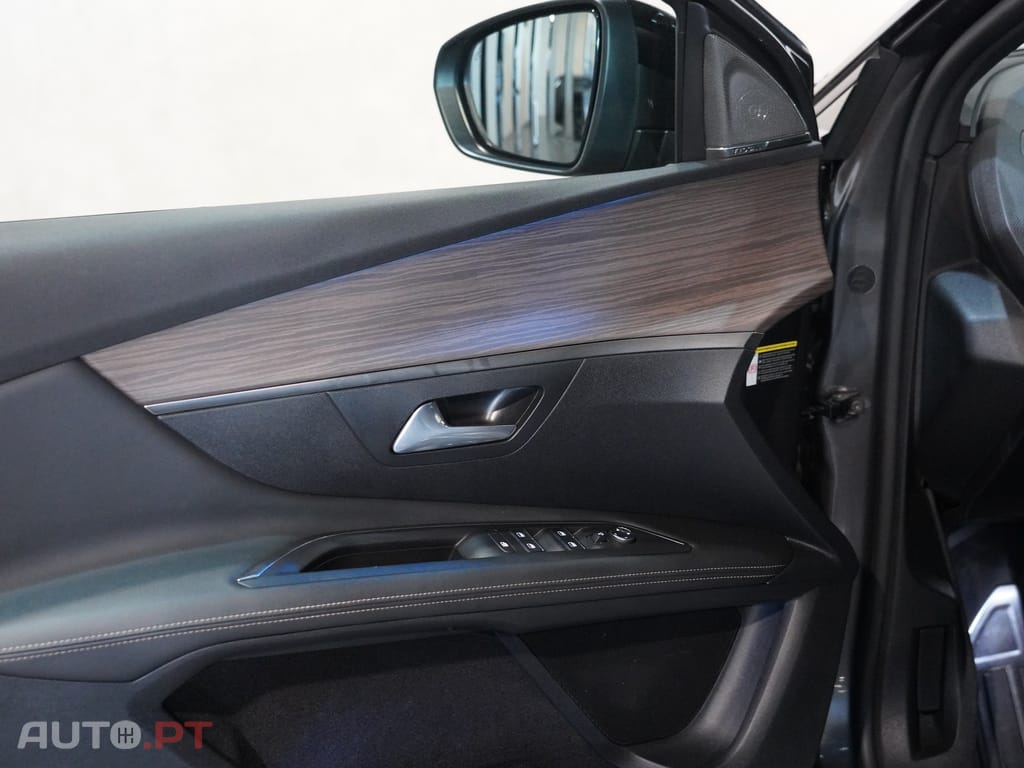 Peugeot 3008 1.6 Hybrid GT Line e-EAT8