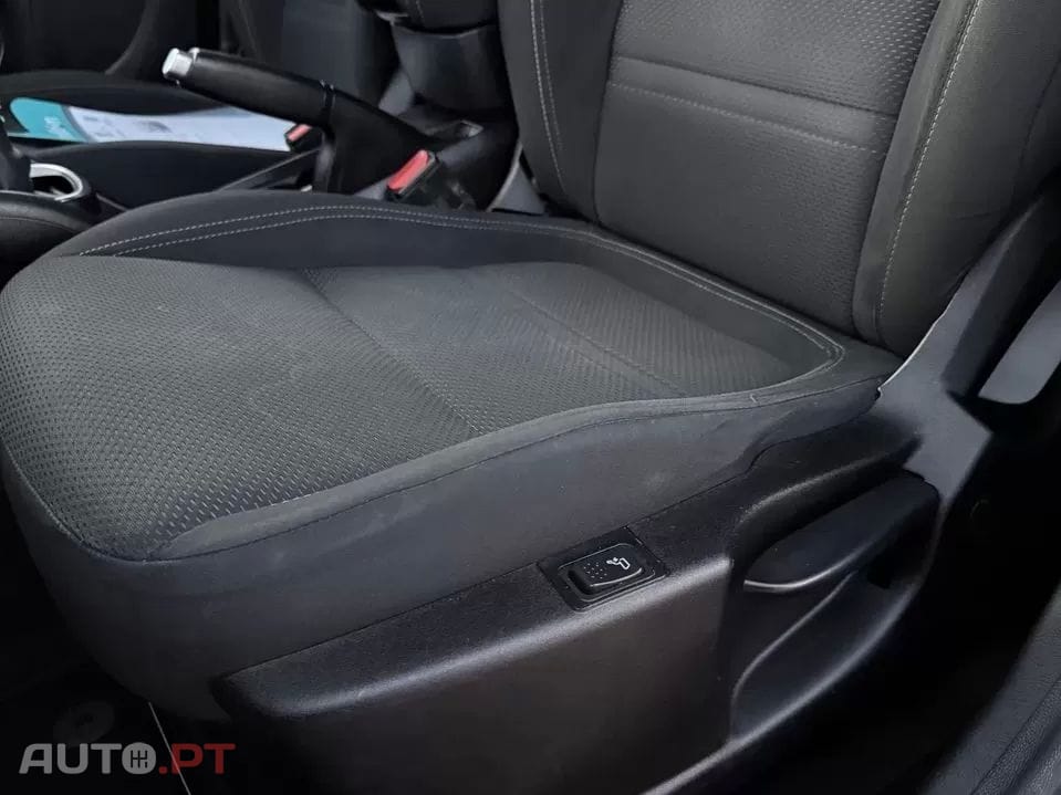 Fiat Tipo 1.3 M-Jet Lounge Tech