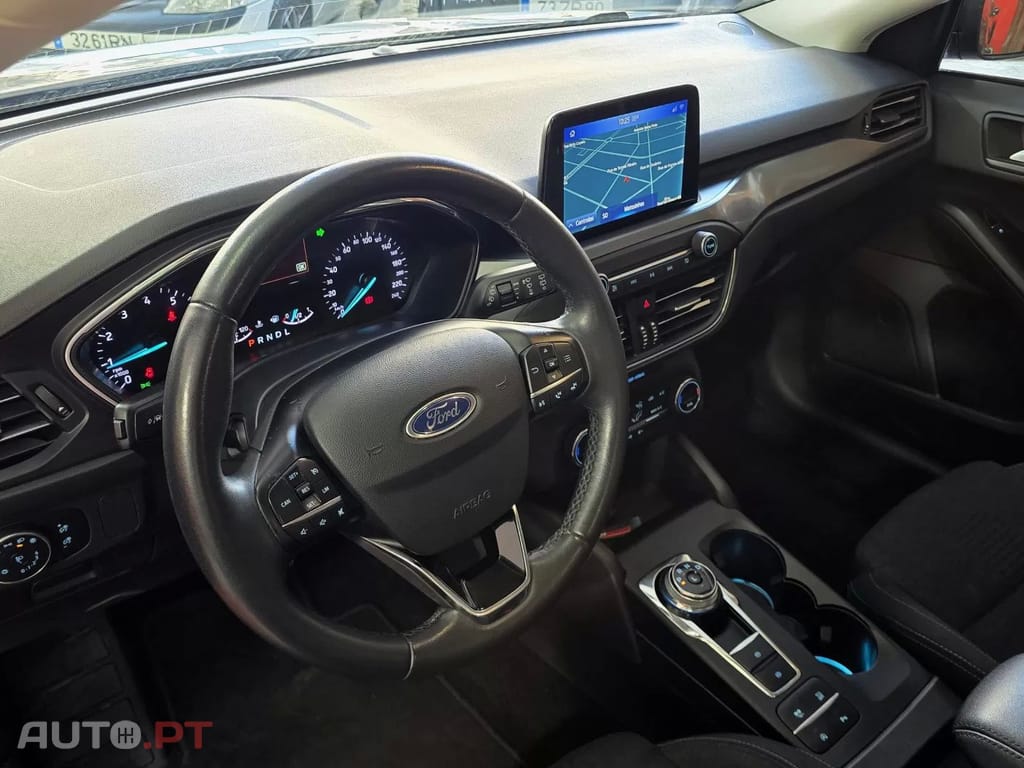 Ford Focus 1.0 EcoBoost Active Aut. — fotografia 19