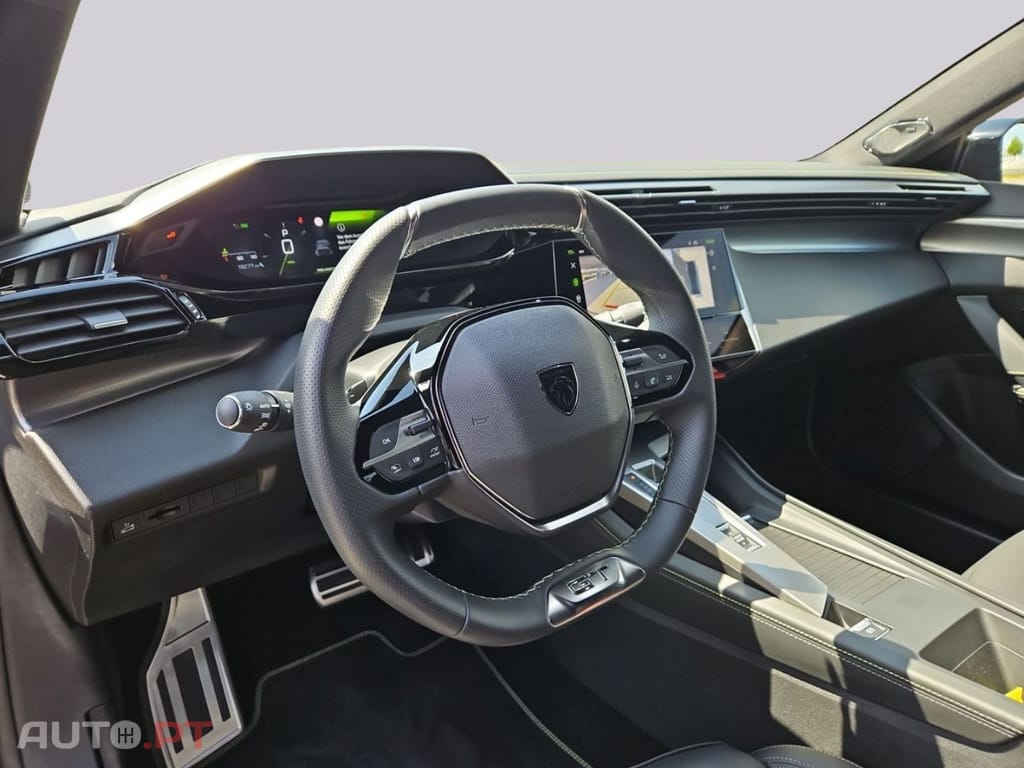 Peugeot 408 GT EAT8