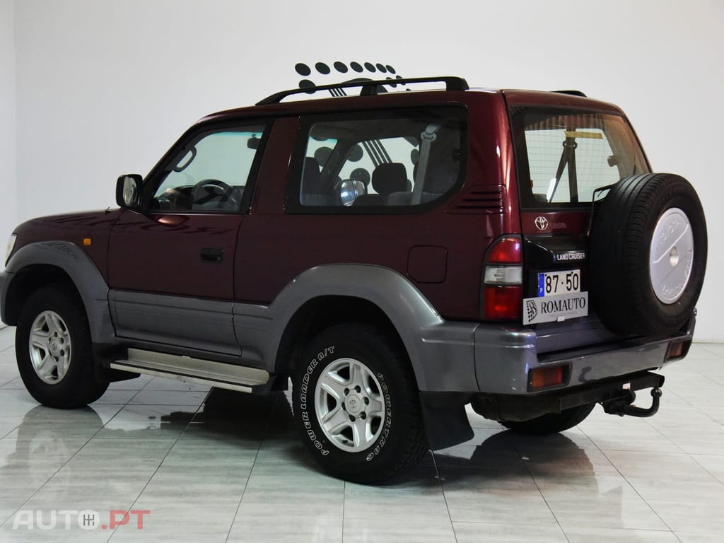 Toyota Land Cruiser 3.0 TD Pack 2
