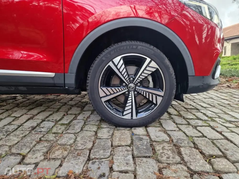 MG ZS Outro