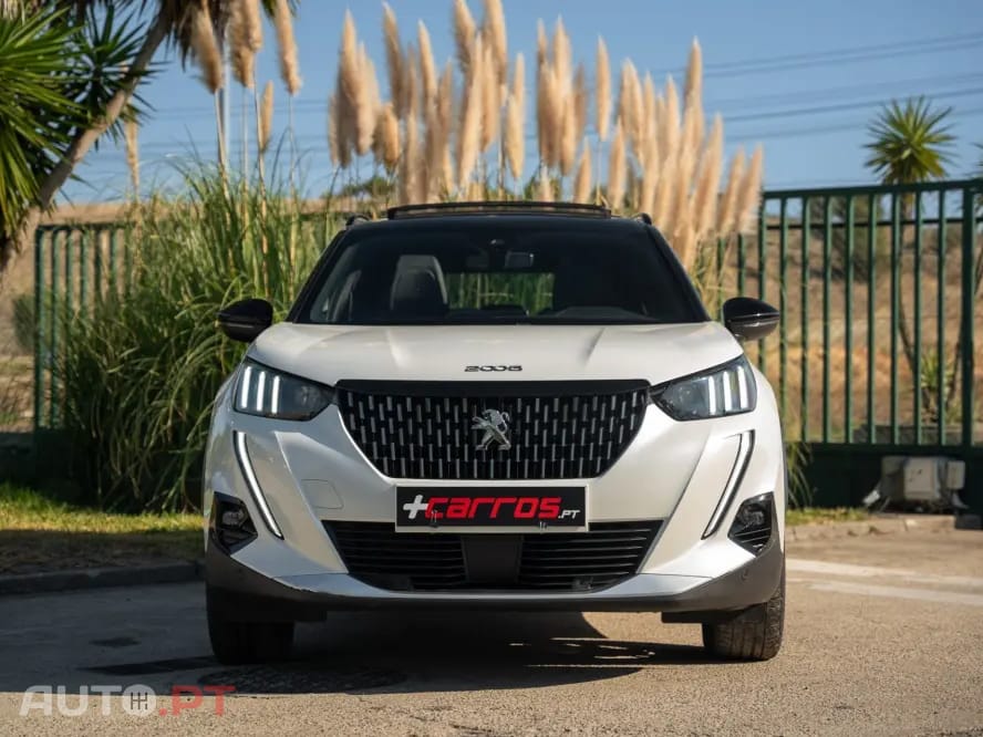 Peugeot 2008 1.2 PureTech GT Line EAT8