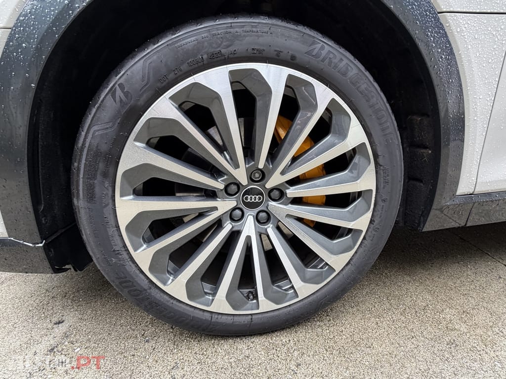 Audi E-Tron 55 quattro S line