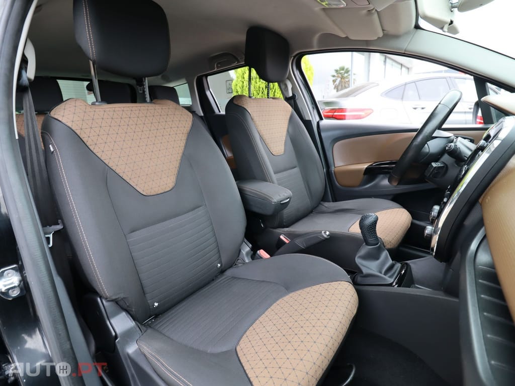 Renault Clio Sport Tourer 1.5 dCi Confort