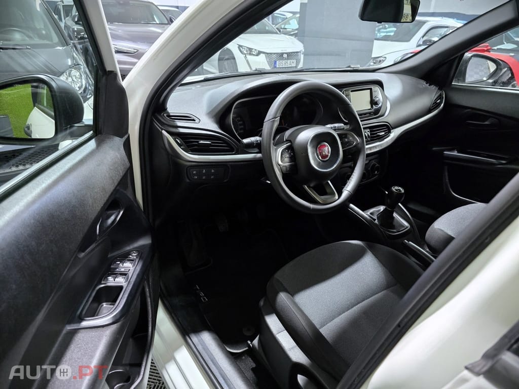 Fiat Tipo 1.3 M-Jet Street