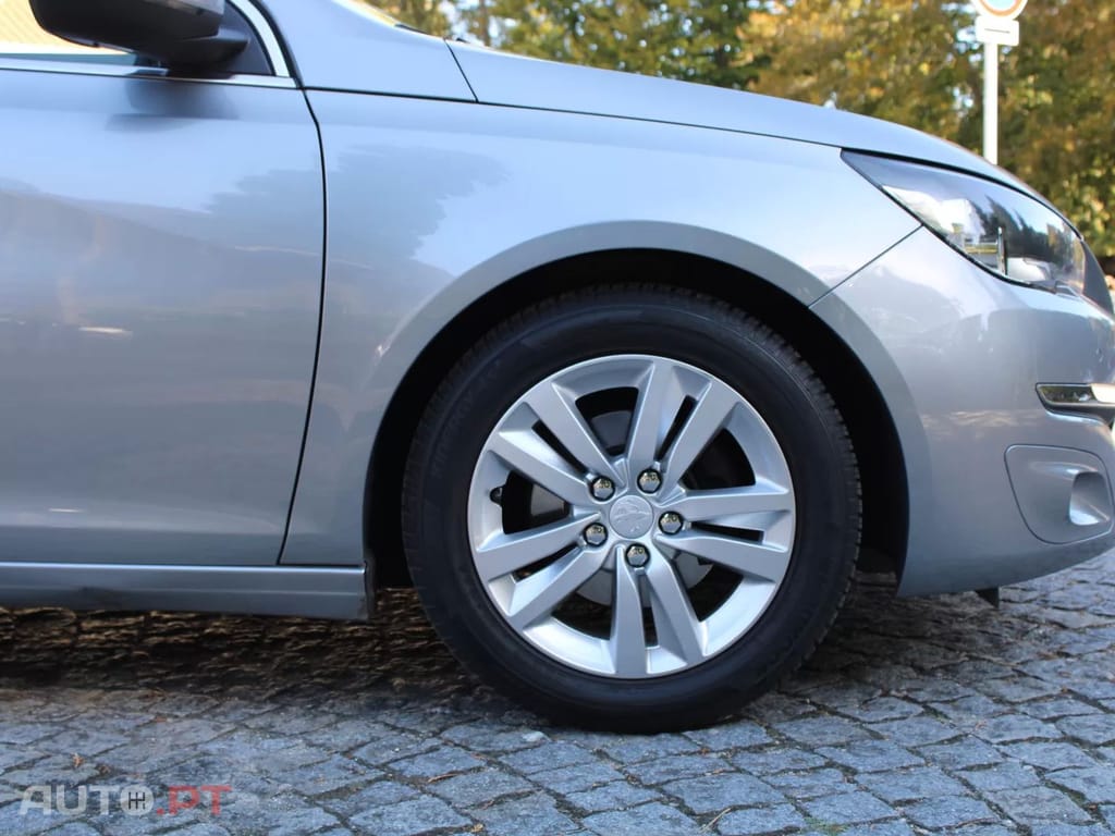 Peugeot 308 SW 1.6 BlueHDi Allure