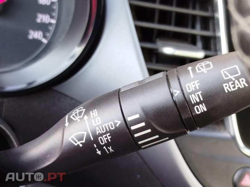 Opel Crossland 1.2 T Business Edition