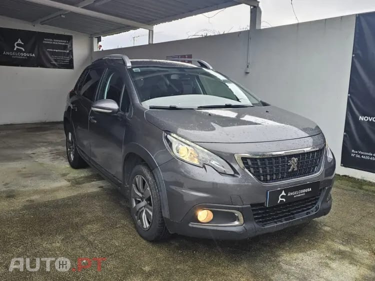 Peugeot 2008 1.2 PureTech Signature