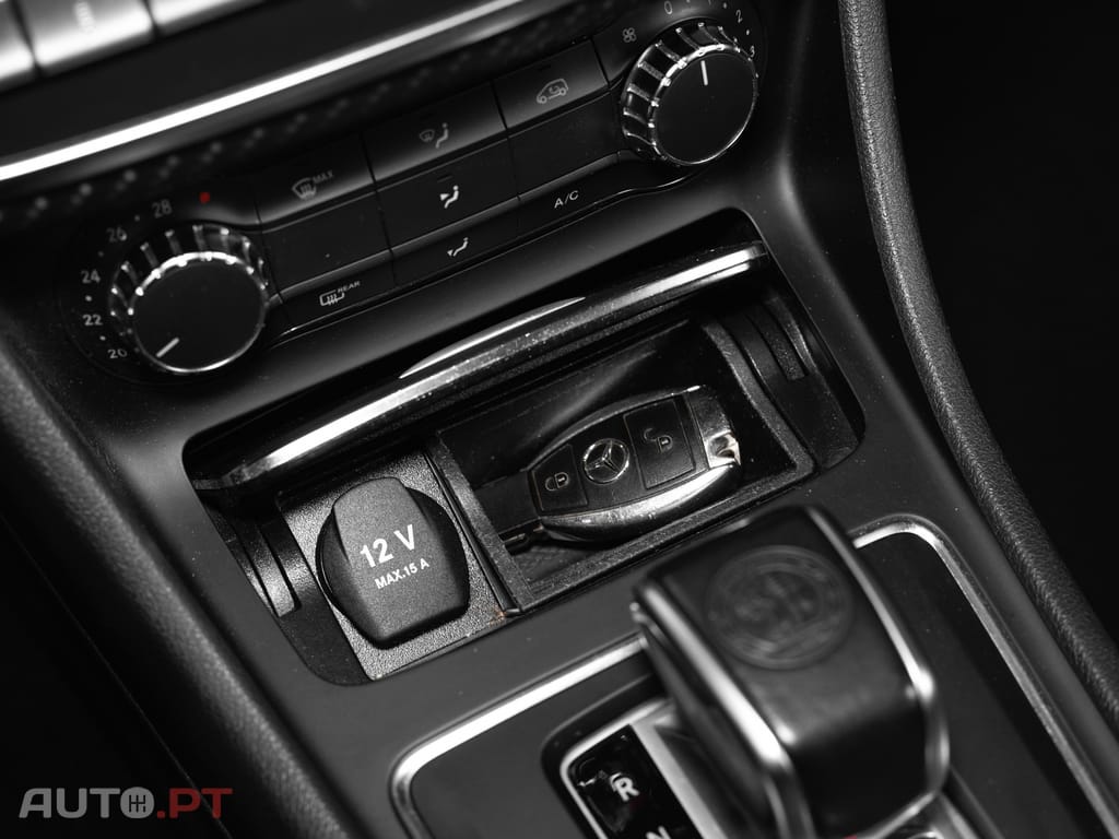 Mercedes-Benz A 45 AMG 4Matic Speedshift 7G-DCT