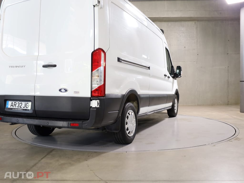 Ford Transit 330 L3H2 2.0 TDCi Trend