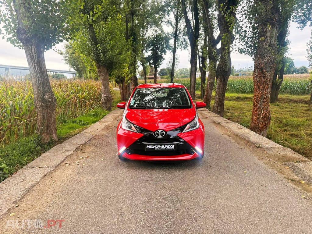 Toyota Aygo 1.0 X-Play+AC+X-Touch
