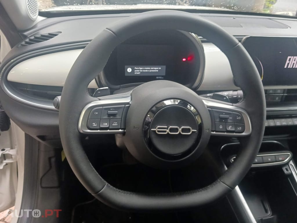 Fiat 600 1.2 Hybrid Icon