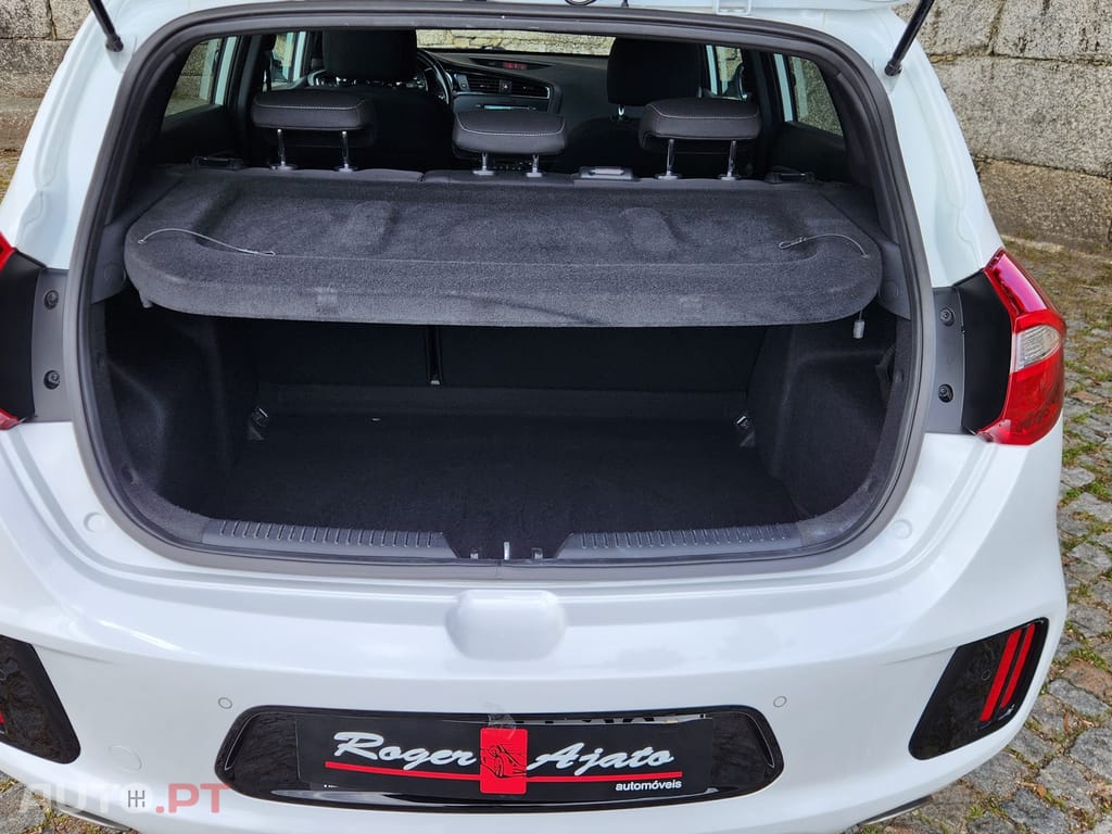 Kia Ceed 1.6 CRDi GT Line