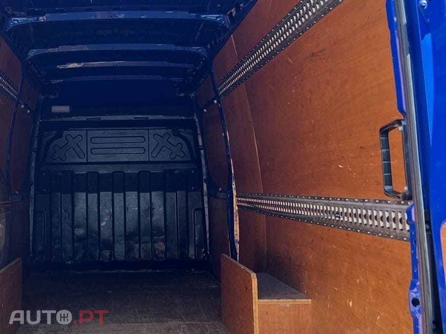 Iveco Daily 2.3 35C16 3000 CD