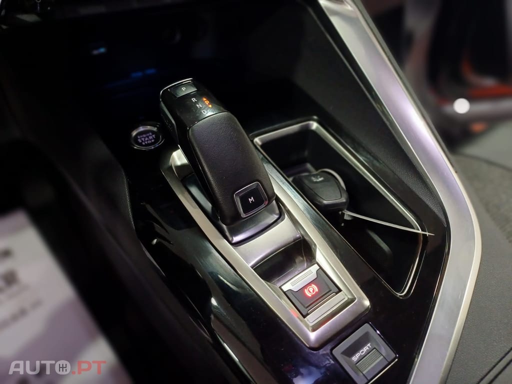 Peugeot 5008 1.5 BlueHDi Allure EAT8