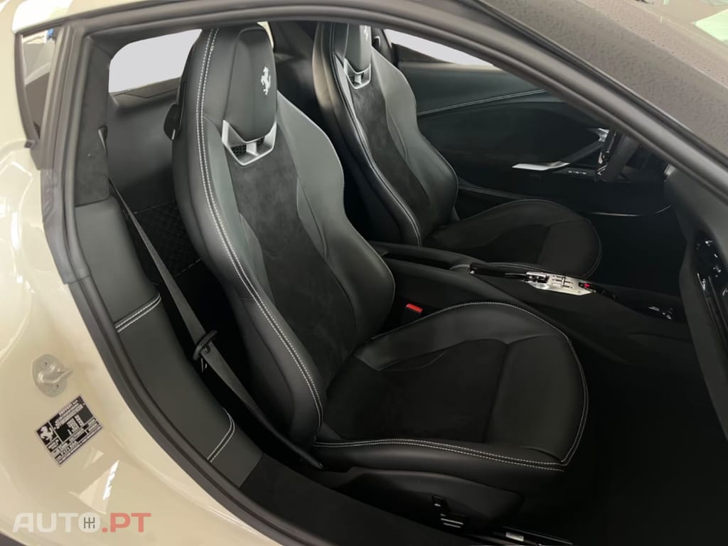 Ferrari 296 GTB GTB I.V.A DEDUTIVEL