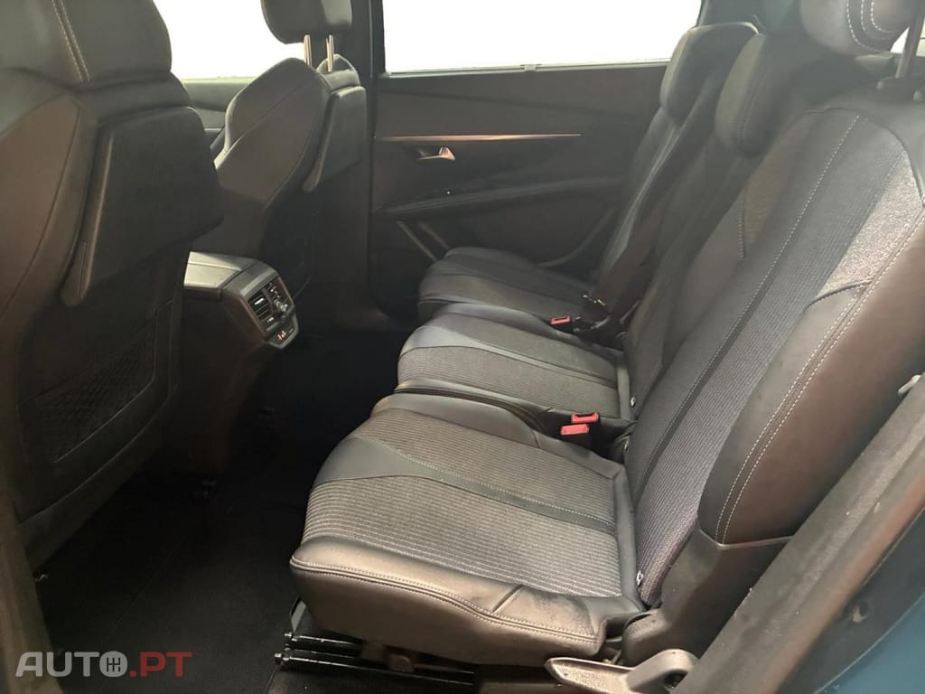 Peugeot 5008 1.5 BlueHDi Allure Pack EAT8