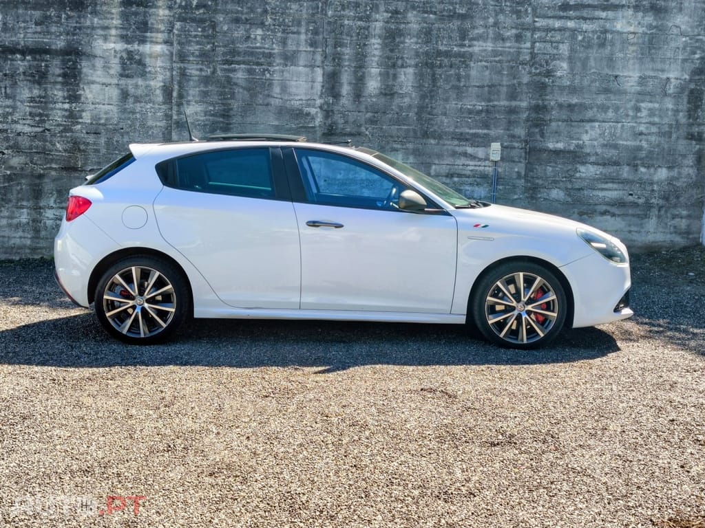 Alfa Romeo Giulietta 1.6 JTDm Sport J18 TCT