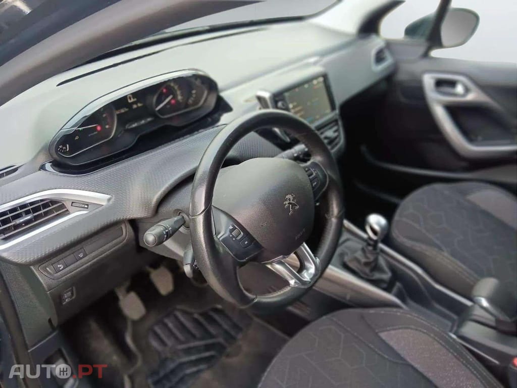 Peugeot 2008 1.5 Blue HDi