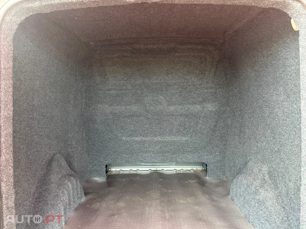 Peugeot Expert 2.0 HDi 229 L2H2