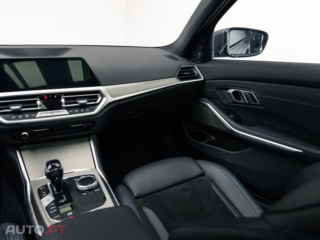 BMW 330 e iPerformance Pack M