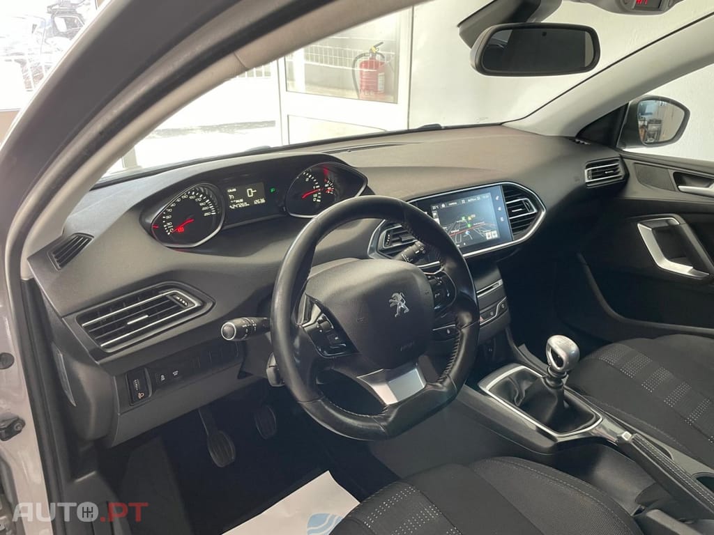 Peugeot 308 SW 1.6 BlueHDi Allure