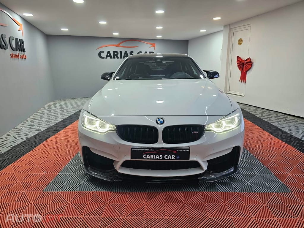 BMW M4 DKG Auto