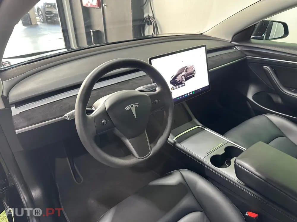 Tesla Model 3 Standard RWD Plus