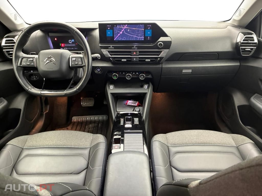 Citroen C4 1.2 PureTech Shine EAT8