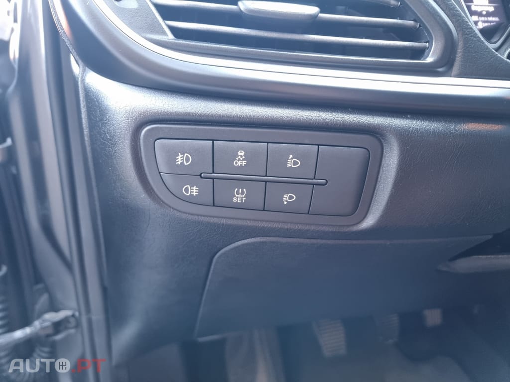 Fiat Tipo 1.3 M-Jet Lounge