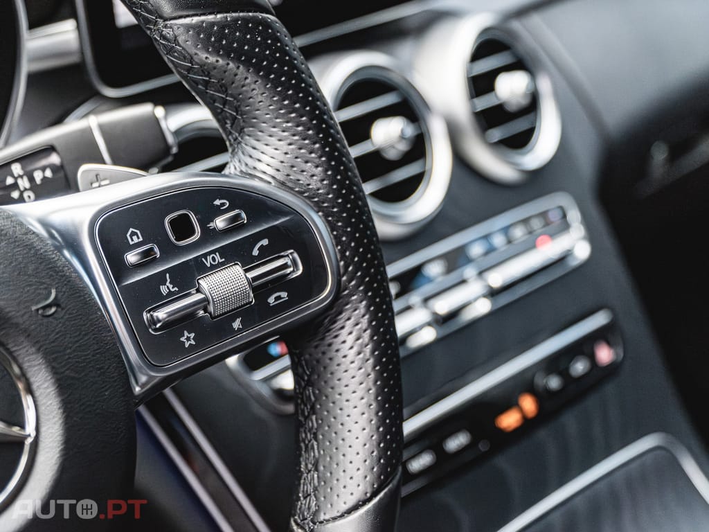 Mercedes-Benz C 300 de AMG Line