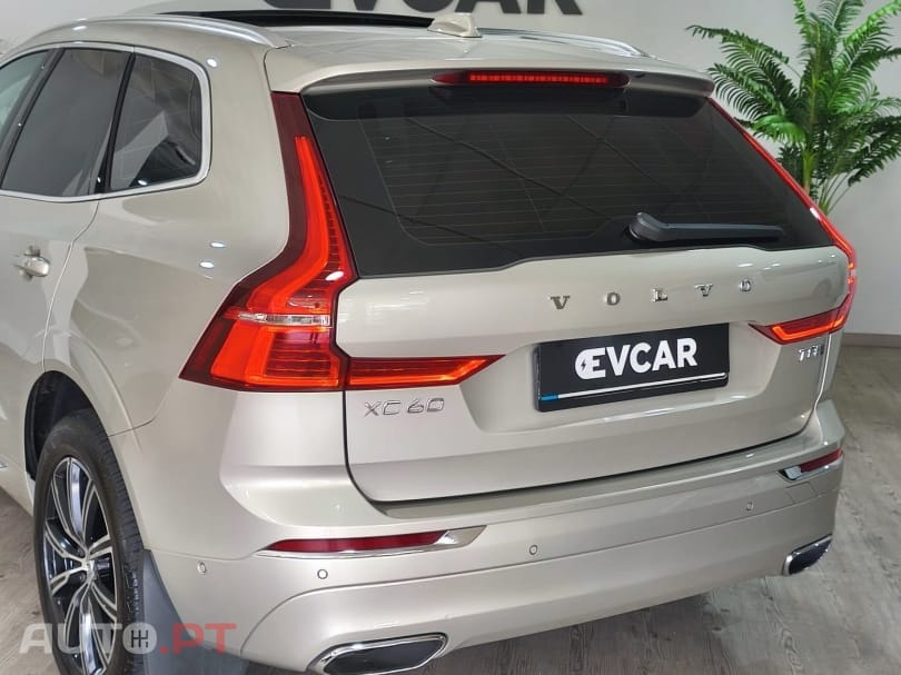 Volvo XC60 2.0 T8 PHEV Inscription Expression AWD