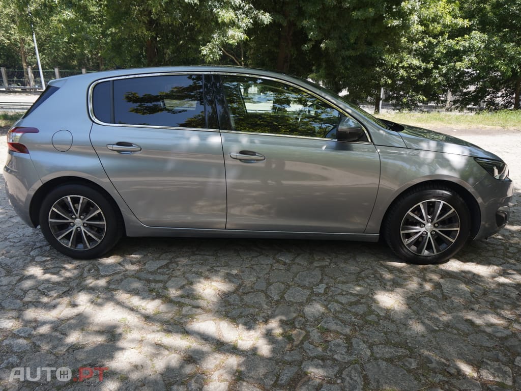 Peugeot 308 Allure 1.6 HDI 120cv