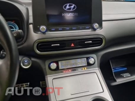 Hyundai Kauai EV 64 kWh Premium+LED