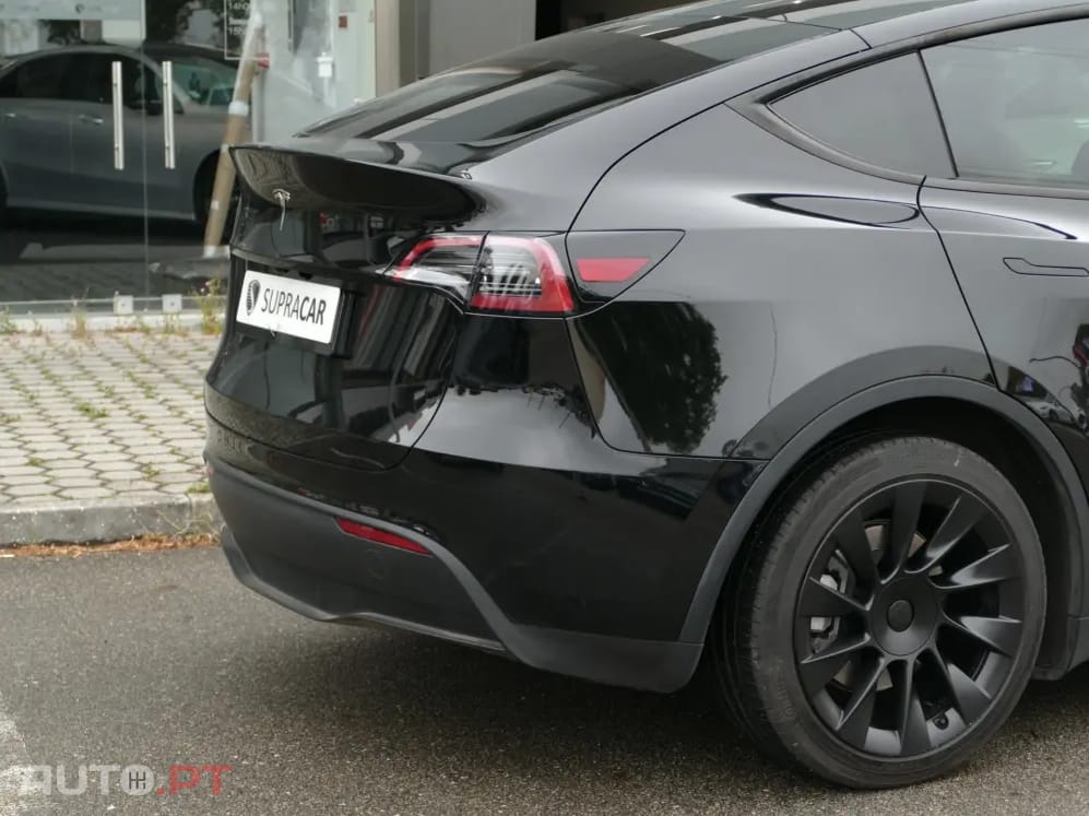 Tesla Model Y Tração Traseira
