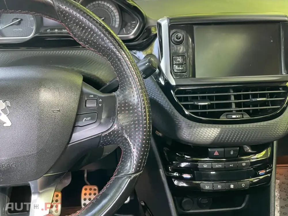 Peugeot 2008 1.2 PureTech GT Line